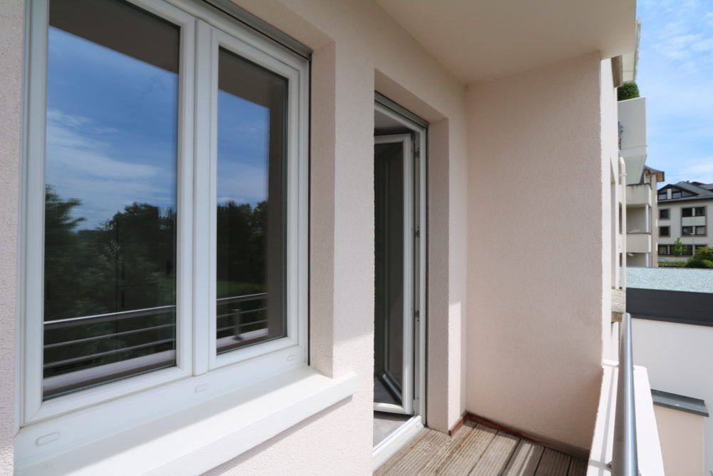 10__68fa4030360035_11928009-1