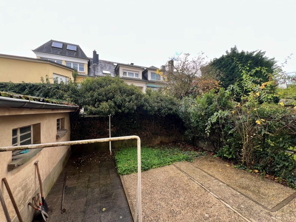 12__68f75afb5b0a94_28657571-1