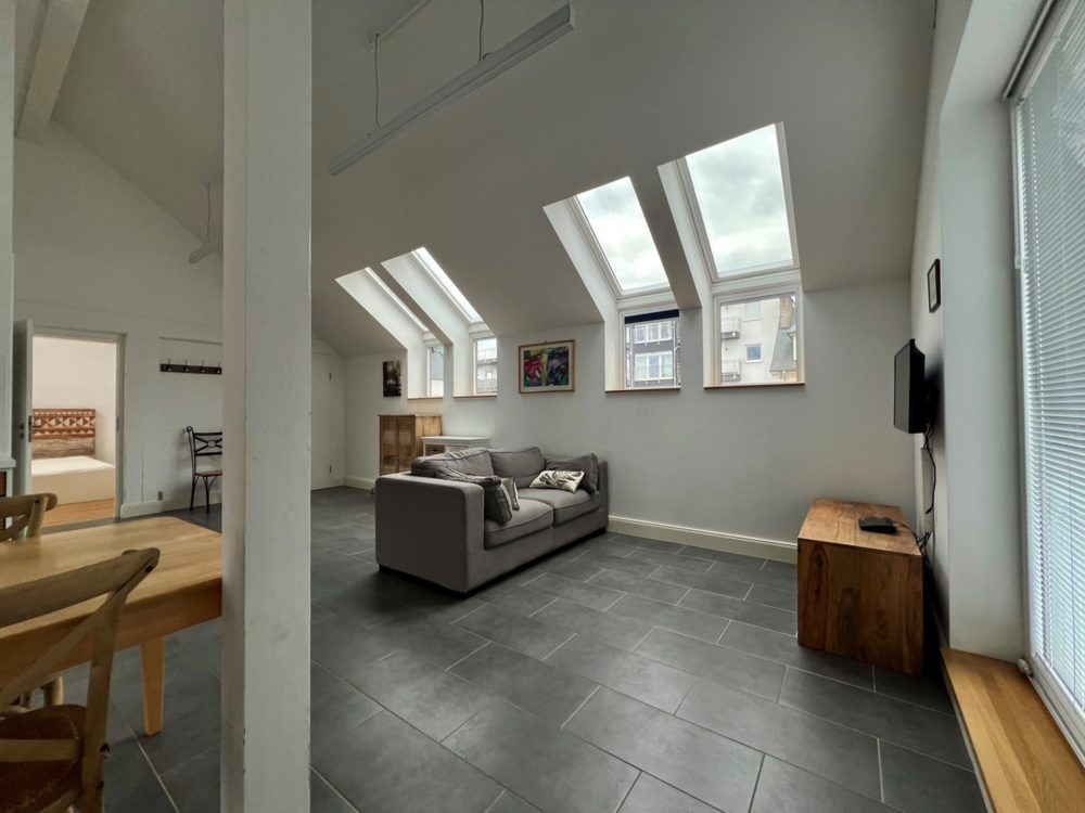 2__68f0fb281b5cf9_60656148-1