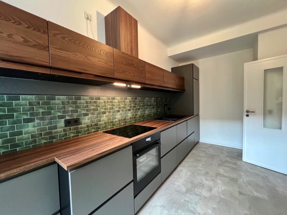 7__68f75ad83c7c64_61404765-1