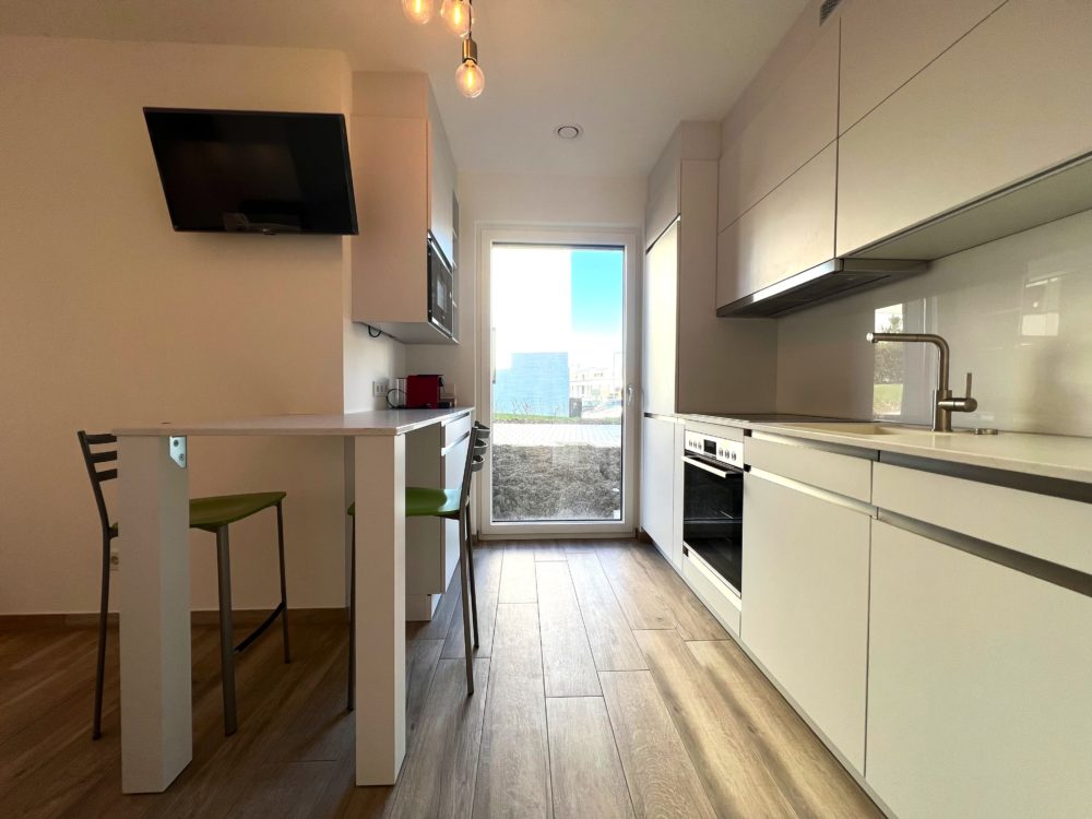 0__690da49798e612_57304044-1