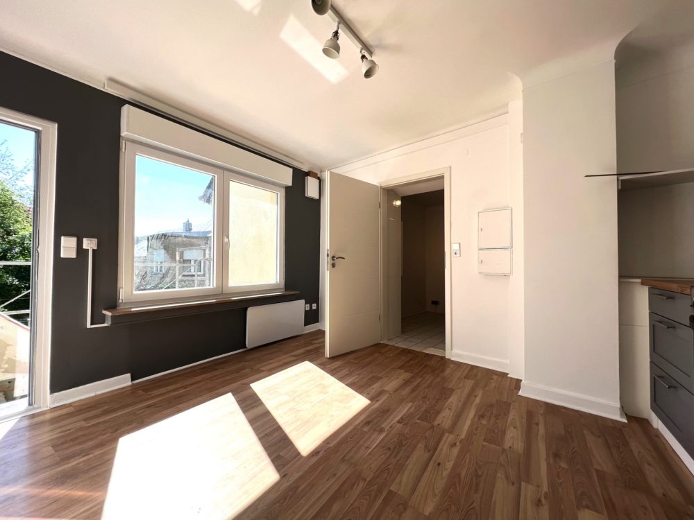 0__6915de15ea8ed3_85778784-1