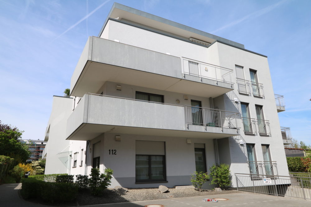 0__691b47018f8841_28943177-1