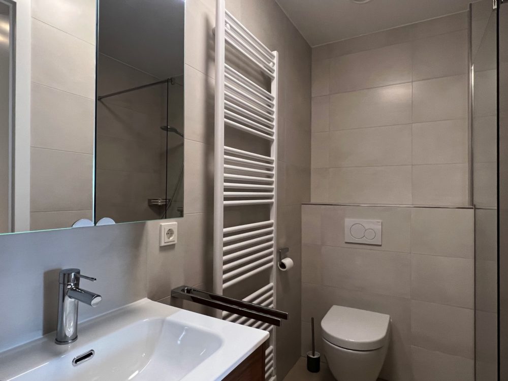 10__690da498e40738_87192748-2