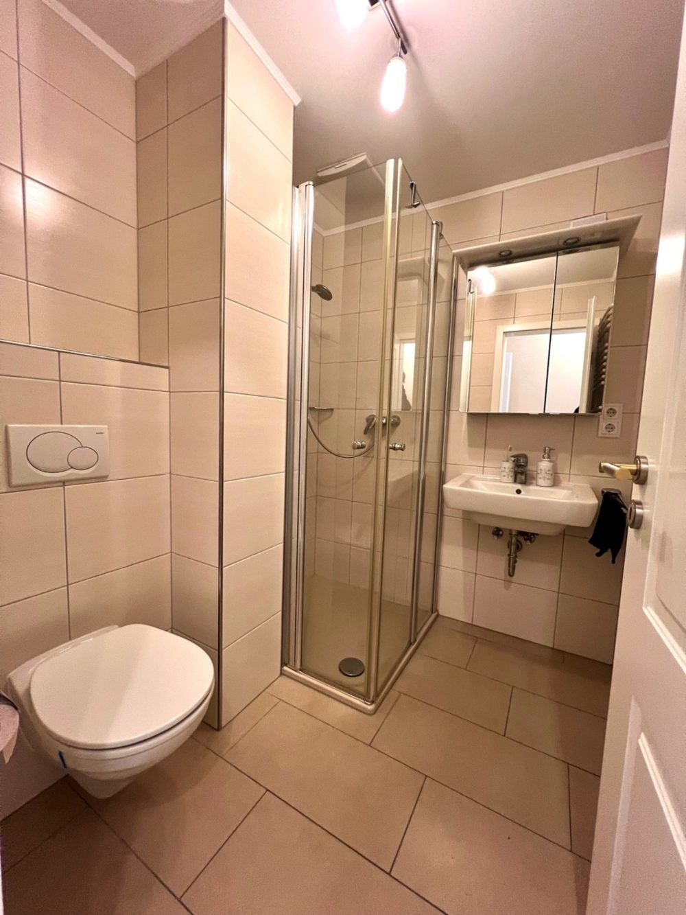 11__691b479784a873_77986768-1