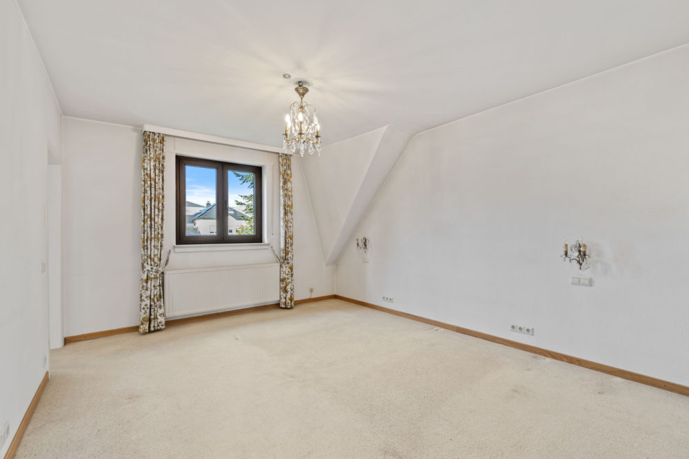 12__69131b93bbb750_35157047-1