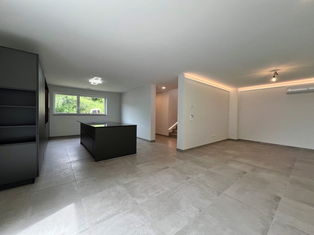 14__691b4eaa575755_52611460-1