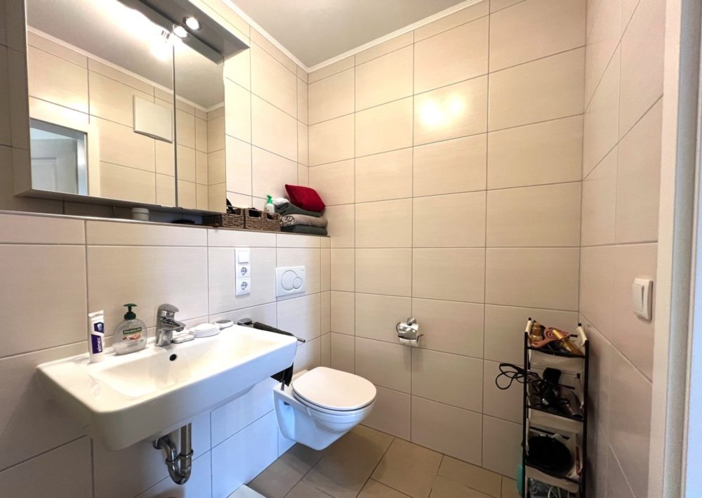 16__691b47ad4d3302_02202908-1