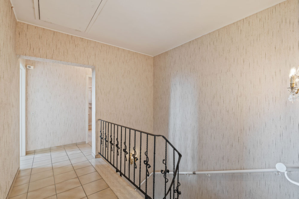 17__69131ba7924339_49234559-1