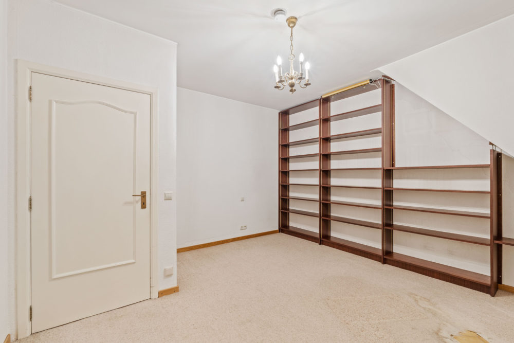 23__69131bfe5785f2_71174764-1