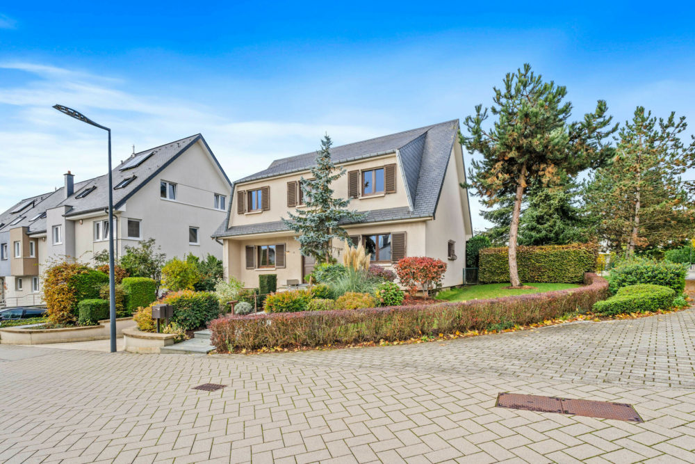 28__69131c1b176f57_28735810-1