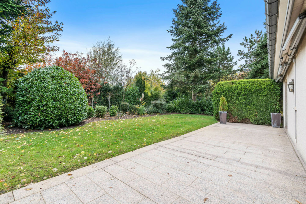 4__69131b218c2ee5_63849132-1