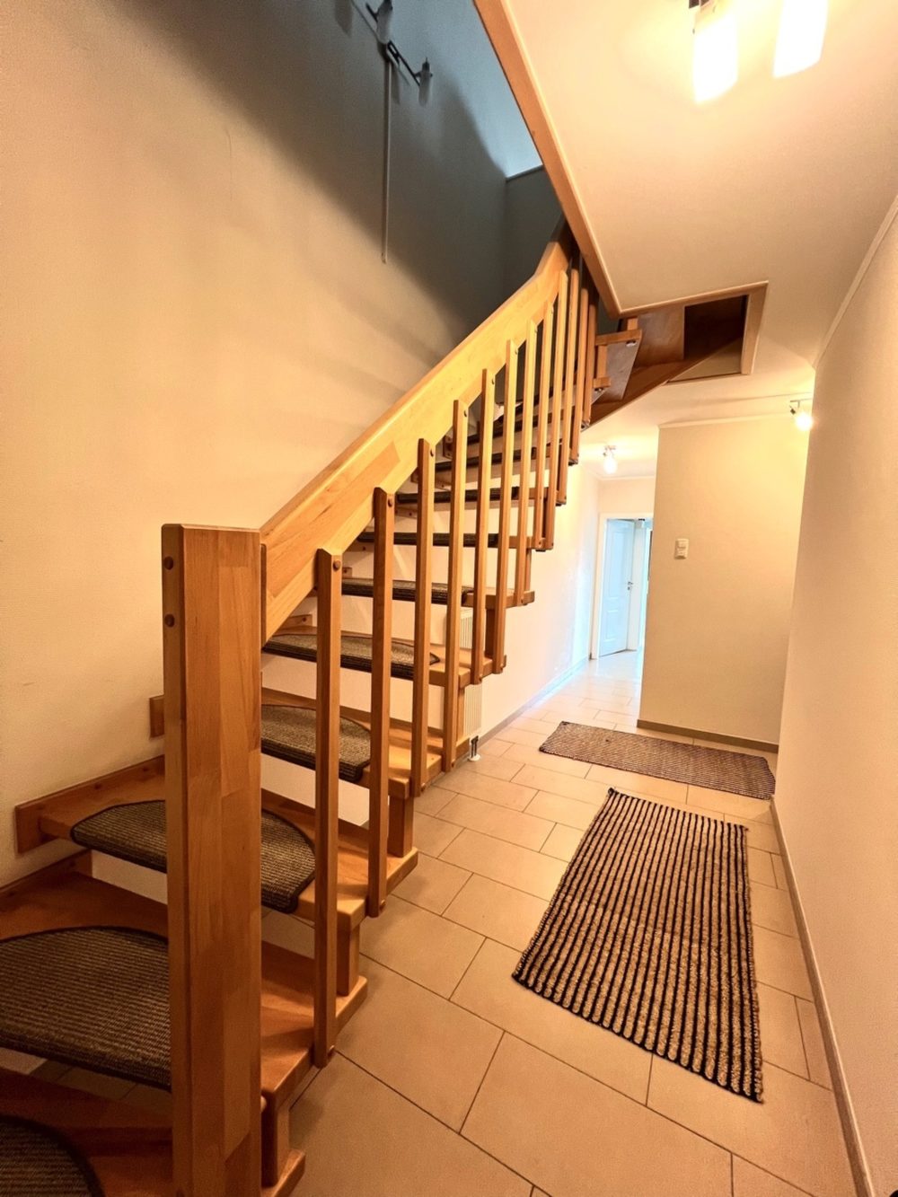 5__691b476a21bf29_01651150-1