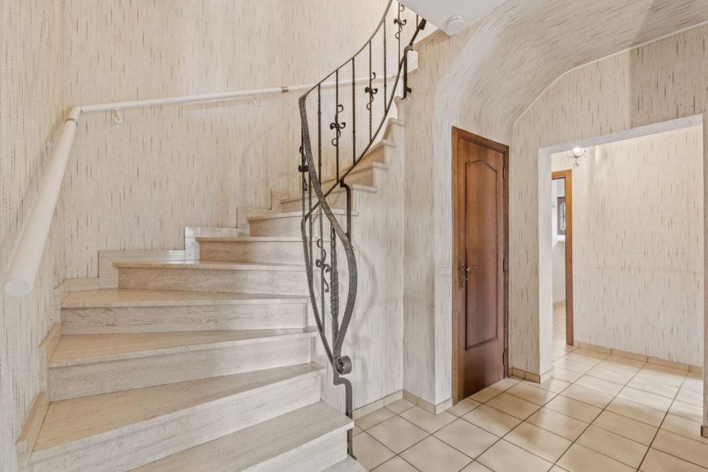 7__69131b3b88f092_69222916-1