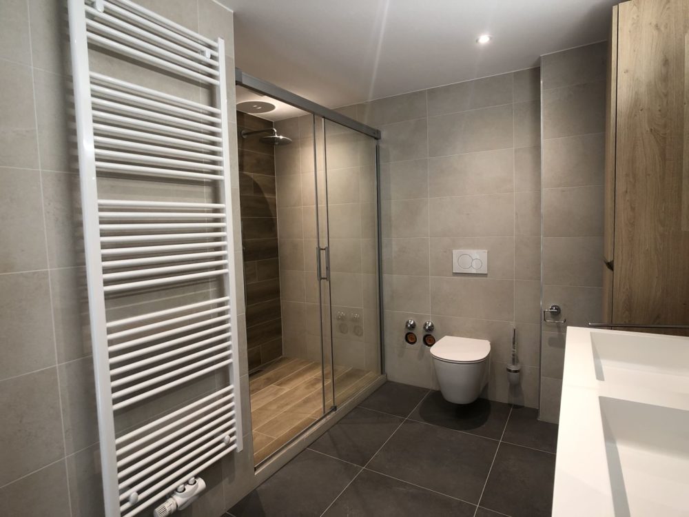 8__6911efbb59dd01_69965953-1