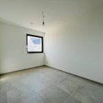 8__691200178bb900_91868172-1