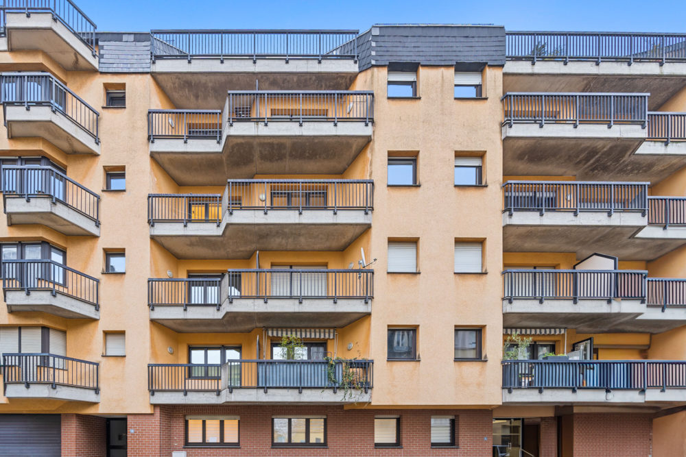 0__6932f827c586b0_93163797-1