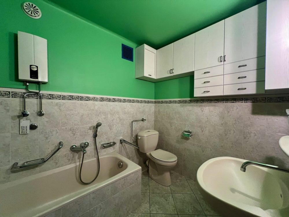 5__692fefc468aab9_55968614-1