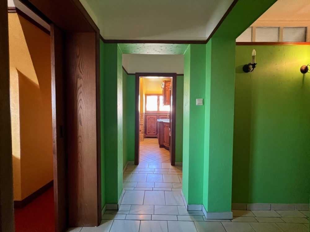 8__692fefc773fd85_22984918-1