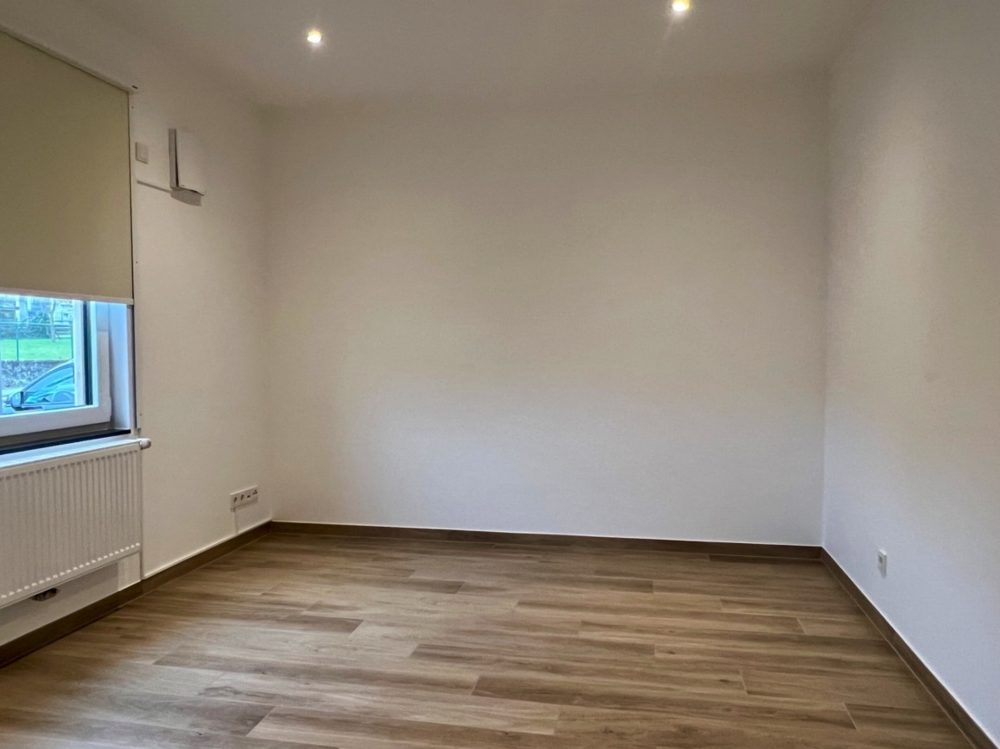 10__6971eb40db7d58_37433874-1