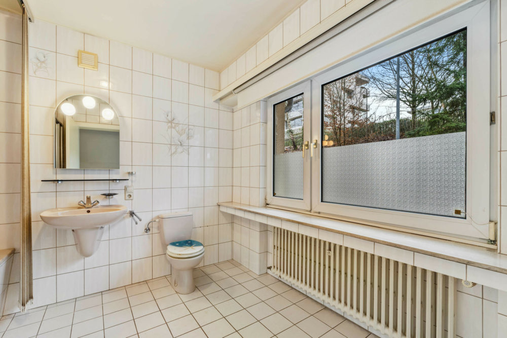 12__696f61e593d824_74765584-1