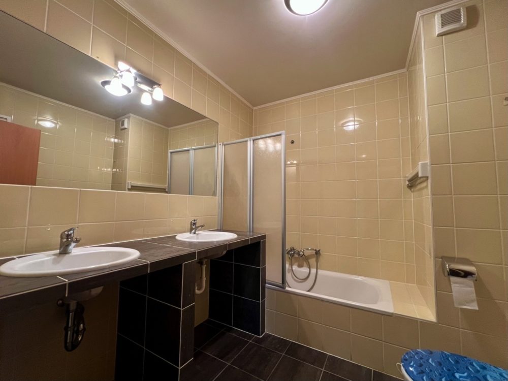 18__68492d26e010e6_16073159-4