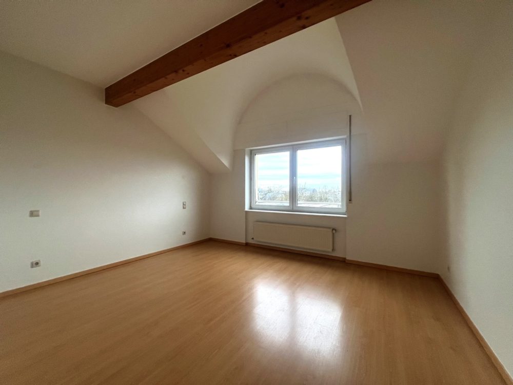 18__6967c15133b2b5_72738575-1