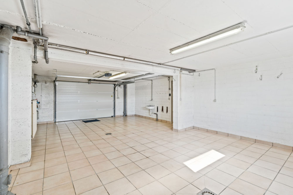 21__6888e21c850338_41935273-2