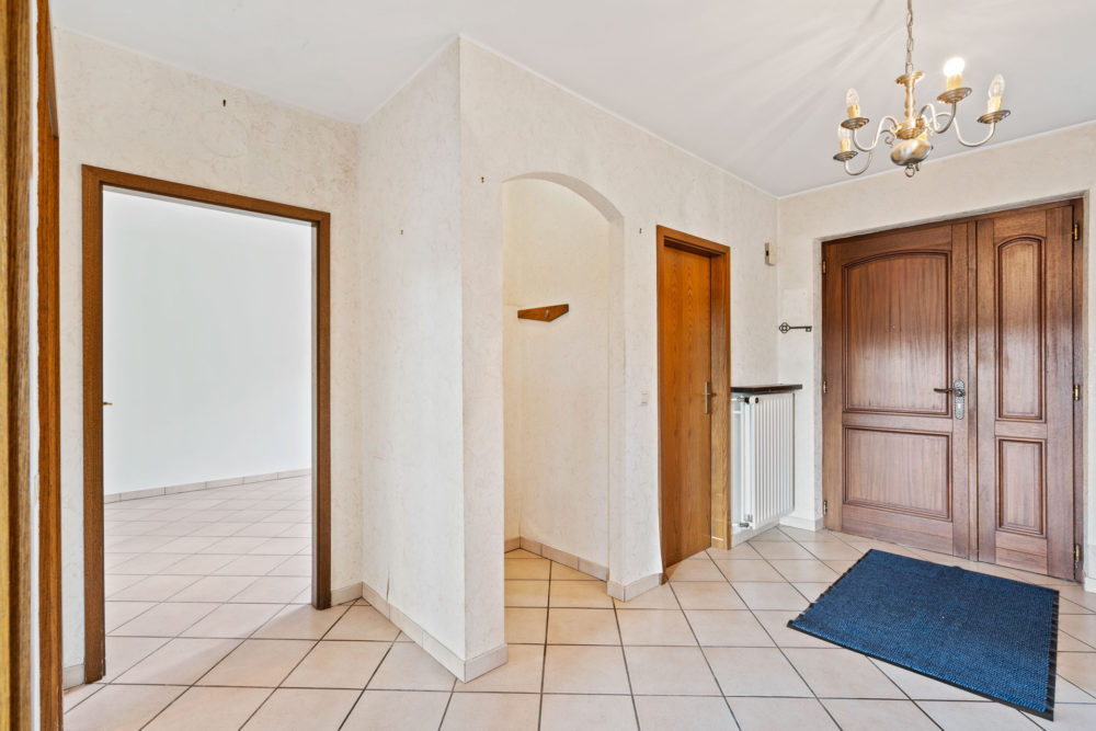 4__6888e21adedea9_57285579-2