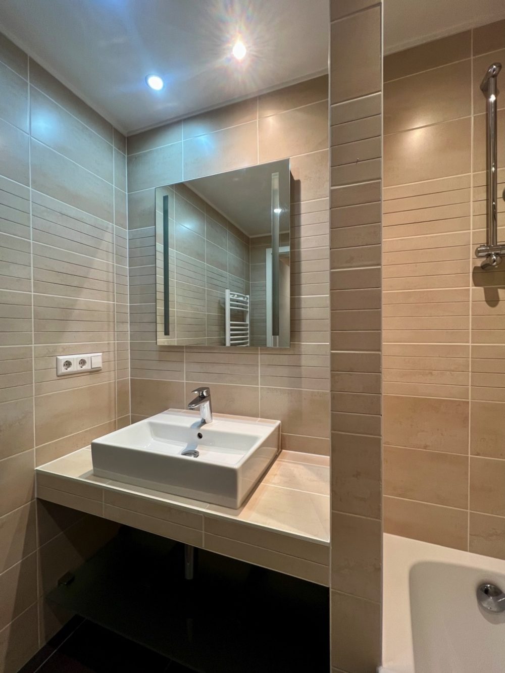 8__69778585388bc9_15914838-1