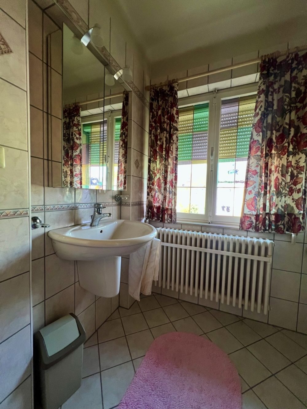 12__69a1b9e0bc8ed0_25757922-1