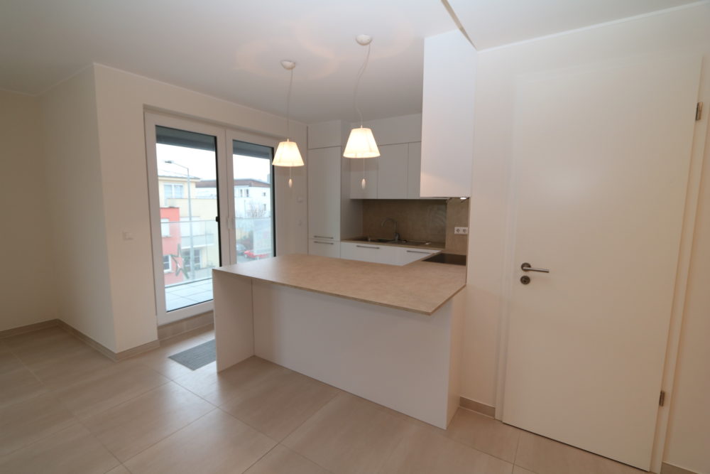 3__699446f139ee90_24198251-1