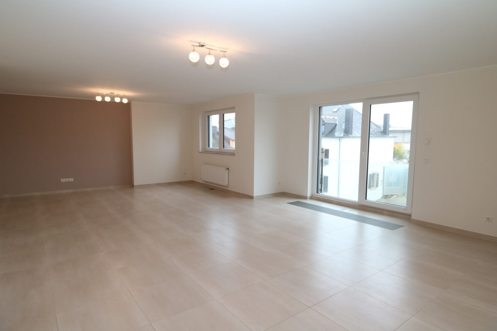 7__69944711490b04_69030680-1