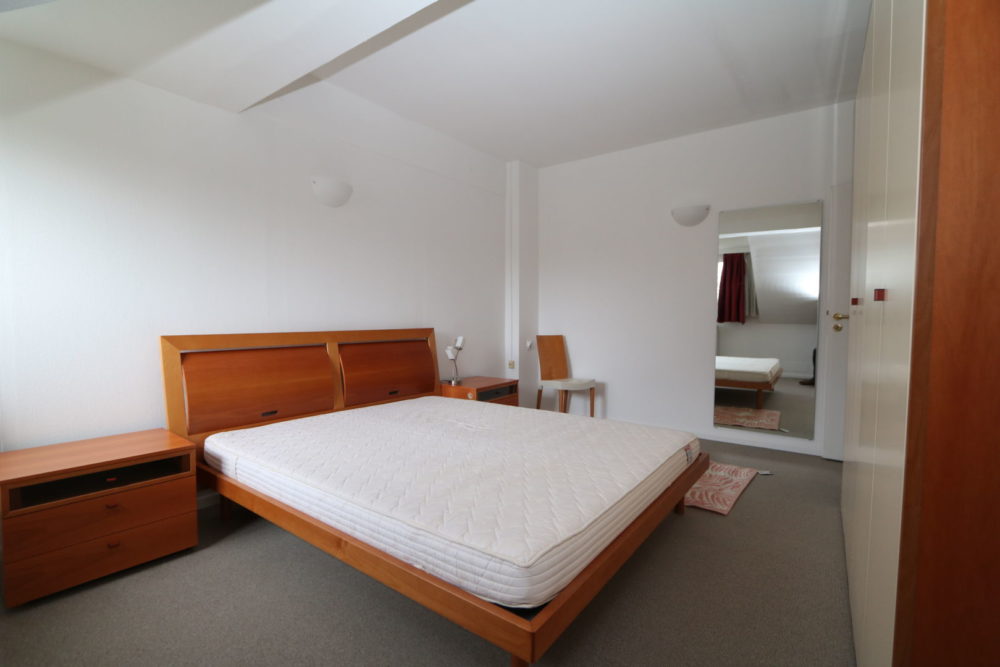 9__6985a273847838_70891829-1