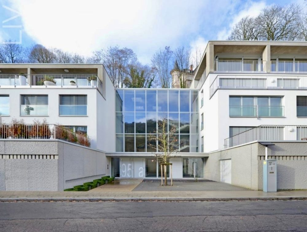 0__69ba78862b5293_85535255-1