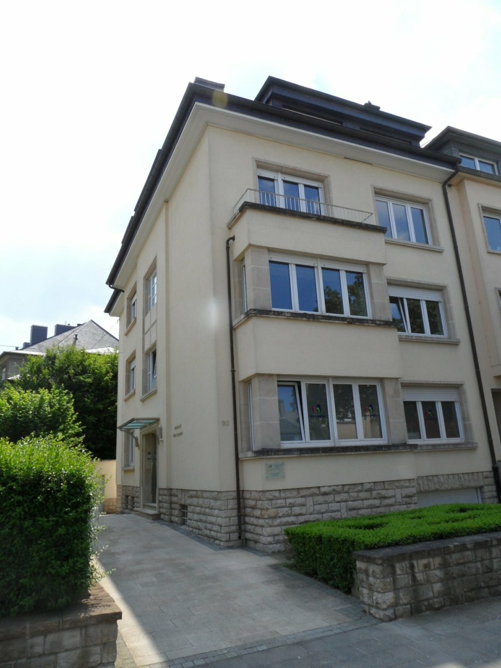 0__69ca8a23c22918_37534533-1