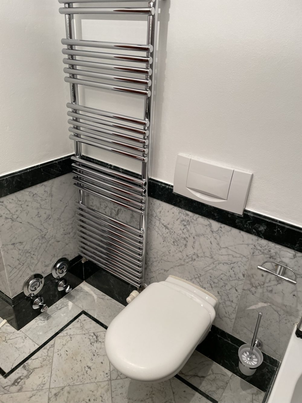 12__69ca8a8c960fc3_11629565-1