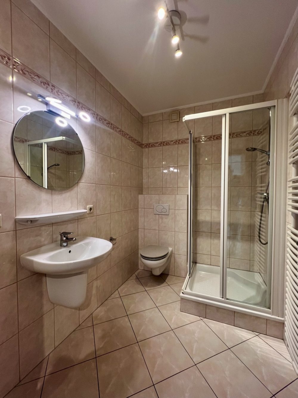 14__69aeab0ed77bb9_14948907-1