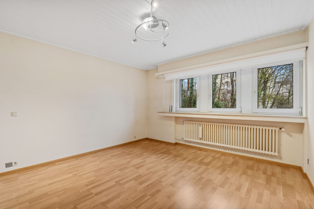 18__69bc020d6a5fd5_81095496-1