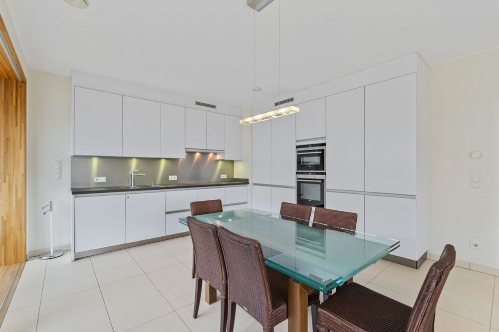 4__69bbff5d3317b7_74685386-1