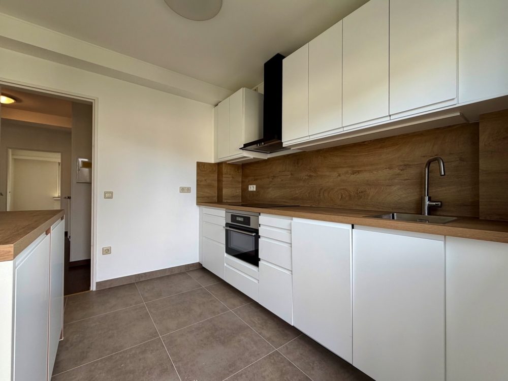 8__69c4f93ac786d5_05963590-1