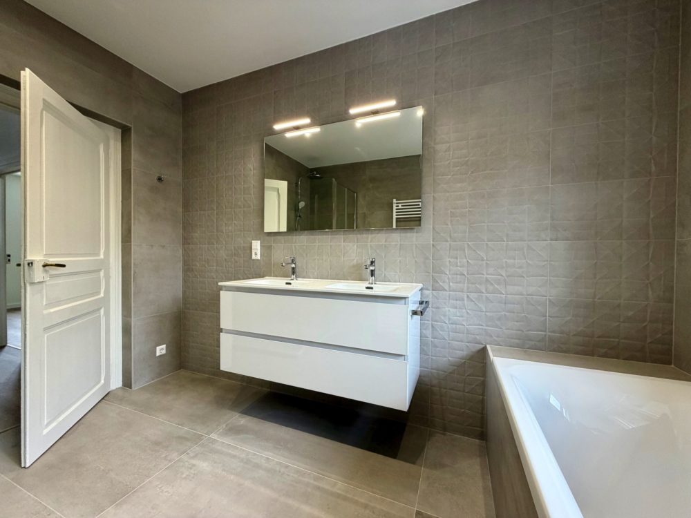 15__69dd0b5db08014_12237795-1