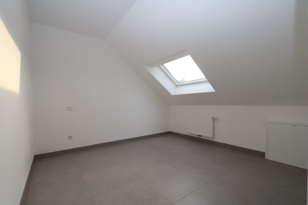 6__69de0b92aa0f06_13562374-1